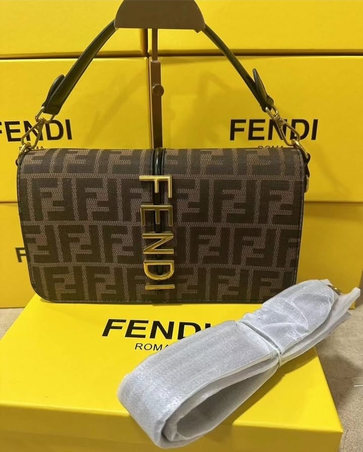 Luxury Fendi Handbag – Elegant Designer Bag with Box