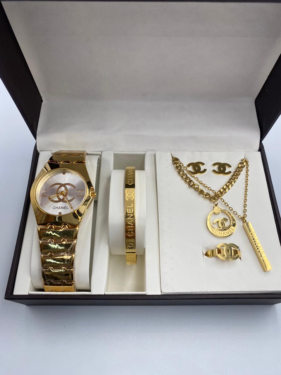 Michael Kors Watch & Jewelry Set