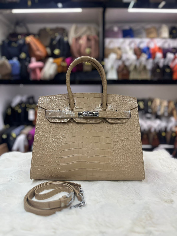 Luxury Croc-Embossed Leather Handbag with Elegant Design